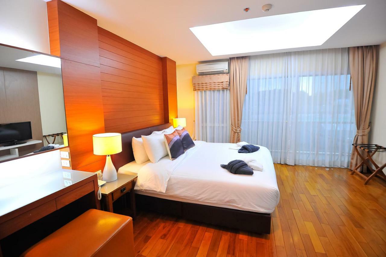 42Grand Residence Bangkok Esterno foto