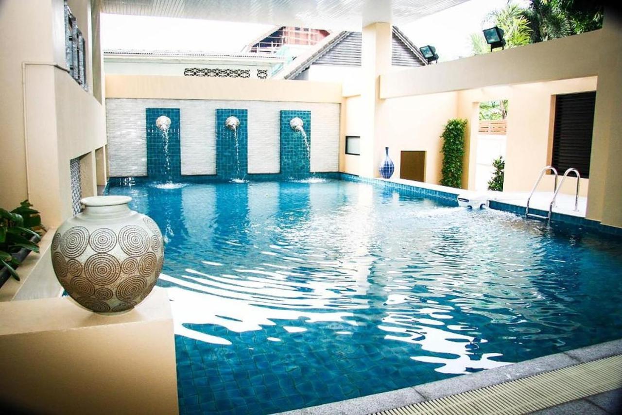 42Grand Residence Bangkok Esterno foto